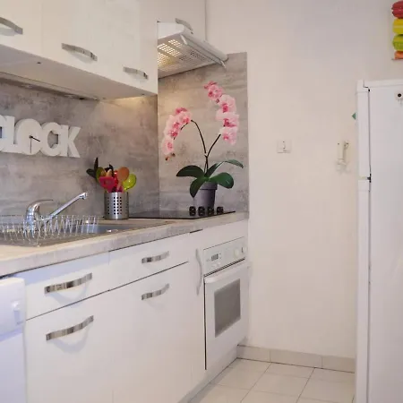 Maison Le Lavandou, 3 Pièces, 6 Personnes - Fr-1-251-20 Casa vacanze