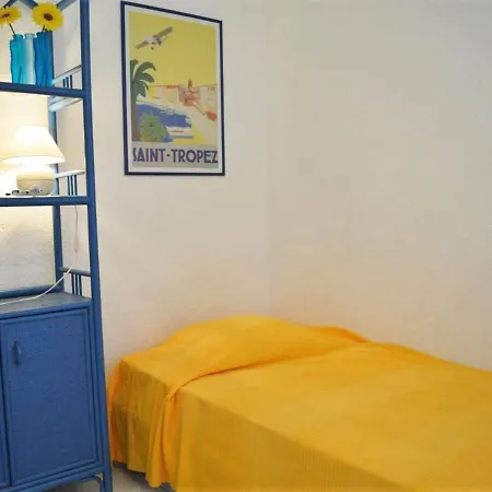 Holiday home Maison En Duplex Au Lavandou Avec Piscine, Terrasse Et Parking Prive - 3 Pieces, 6 Couchages - Fr-1-251-20 Le Lavandou