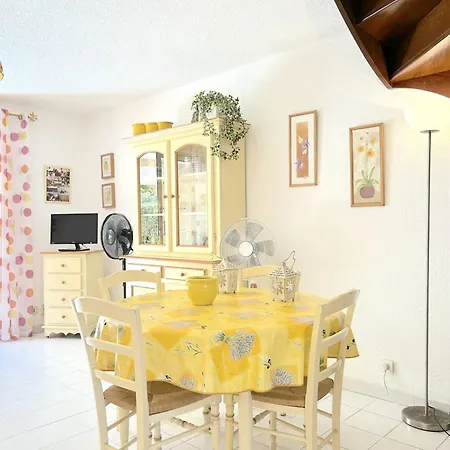 Maison En Duplex Au Lavandou Avec Piscine, Terrasse Et Parking Prive - 3 Pieces, 6 Couchages - Fr-1-251-20 Semesterbostad Le Lavandou