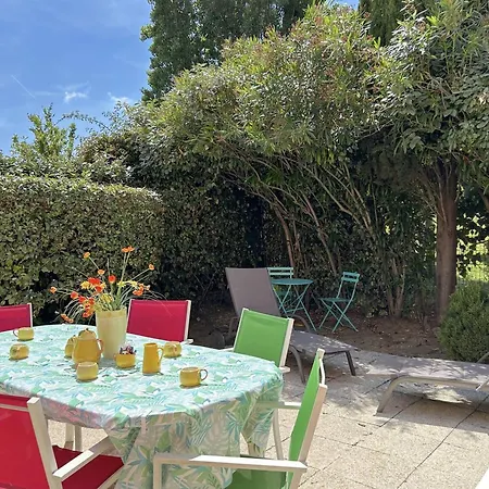Maison En Duplex Au Lavandou Avec Piscine, Terrasse Et Parking Prive - 3 Pieces, 6 Couchages - Fr-1-251-20 Дом отдыха Ле-Лаванду